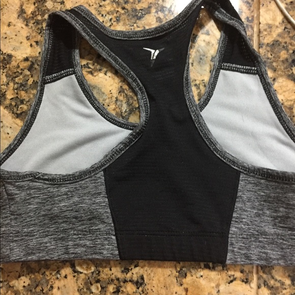 3 Sport Bras - Picture 3 of 7